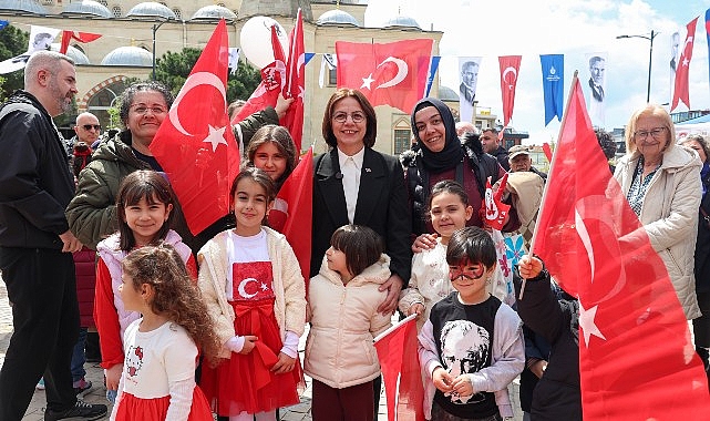 Maltepe’nin Cumhuriyet Meydanı’nda 23 Nisan coşkusu