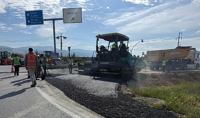 Aydın Büyükşehir Belediyesi Yol Yapım ve Yenileme Çalışmalarına Devam Ediyor